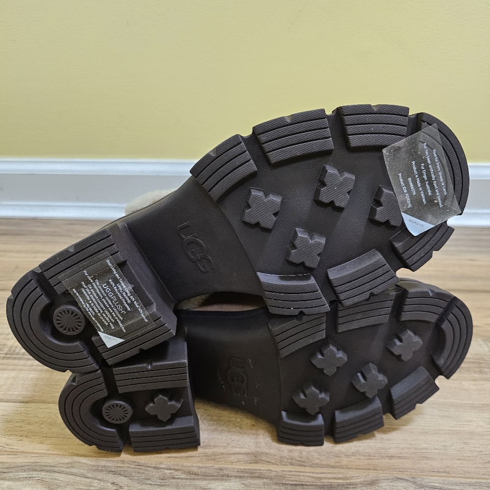 UGG Brooklyn Water Resistant Hiker Boot - Picture 10 of 13